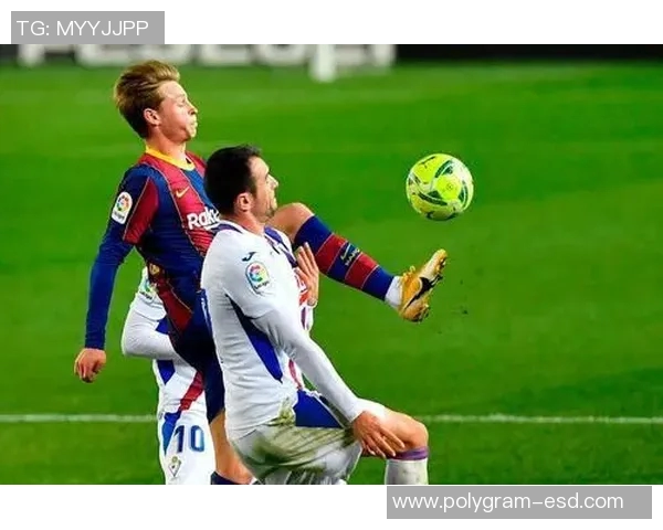 巴萨主场迎战埃瓦尔精彩对决回顾与赛后分析