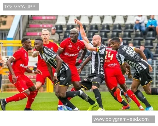 查内尔与安特卫普的精彩对决揭示了足球战术与团队协作的完美结合