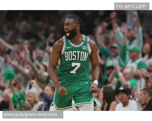 杰伦布朗的崛起之路：从新秀到NBA超级明星的奋斗历程