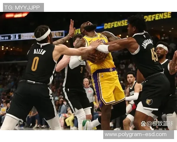 湖人掘金比赛裁判报告揭示最后2分钟漏判事件对湖人极为不利